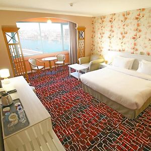 Premier Room Creek & Heritage Views